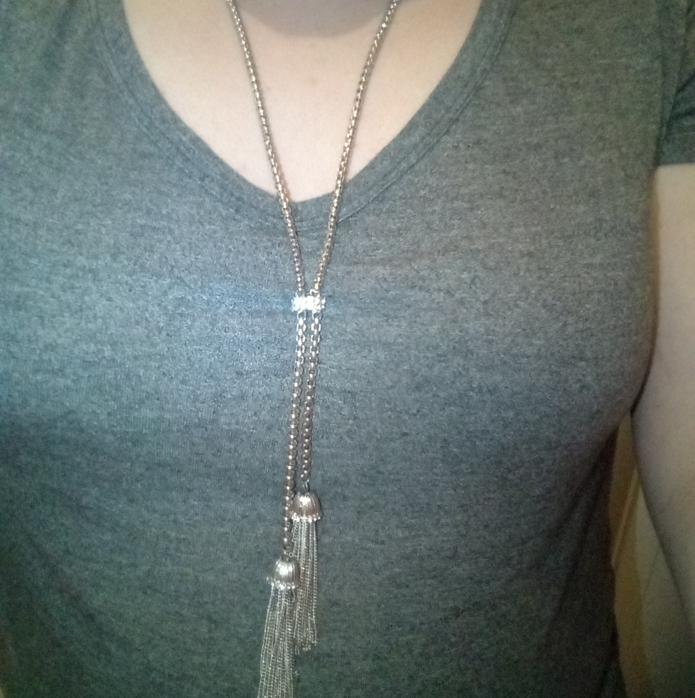 ANN TAYLOR SILVER NECKLACE